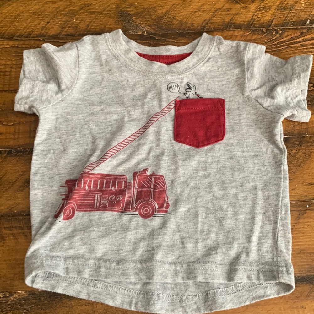 9 month t-shirt BOGO - Picture 1 of 2